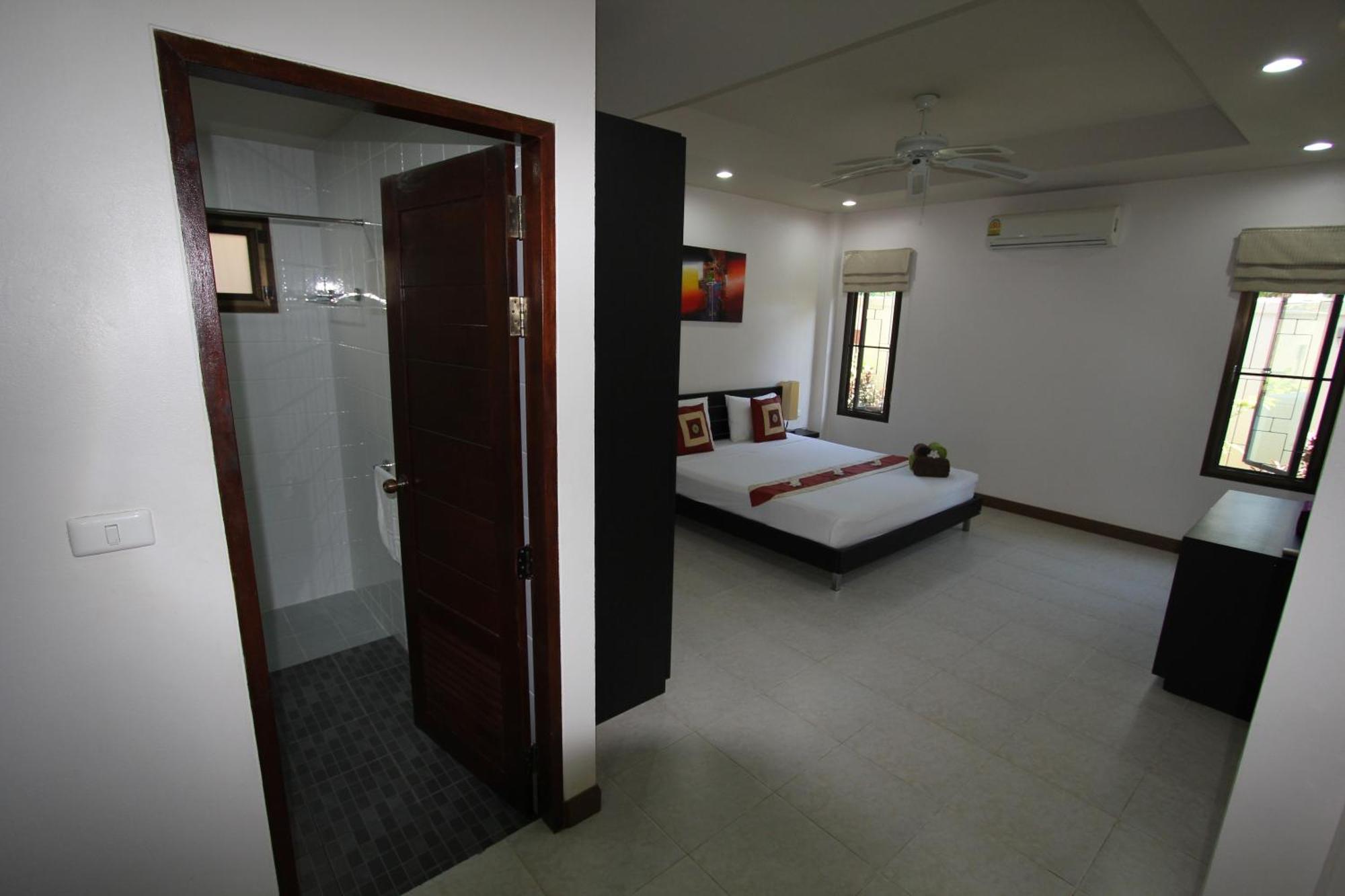 Babylon Pool Villas Nai Harn Værelse billede