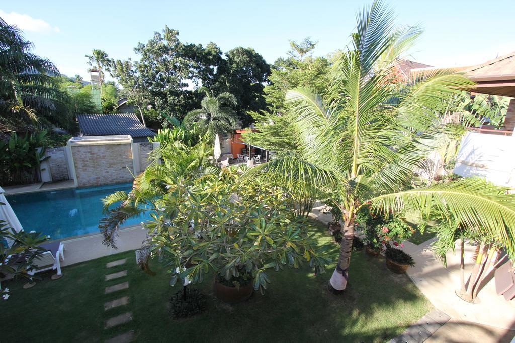 Babylon Pool Villas Nai Harn Eksteriør billede