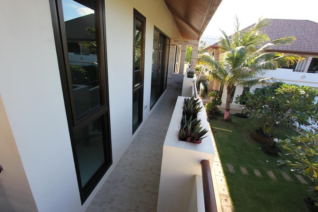 Babylon Pool Villas Nai Harn Eksteriør billede
