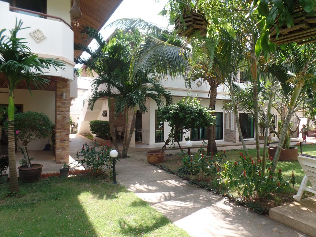 Babylon Pool Villas Nai Harn Eksteriør billede