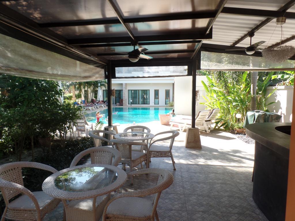 Babylon Pool Villas Nai Harn Eksteriør billede