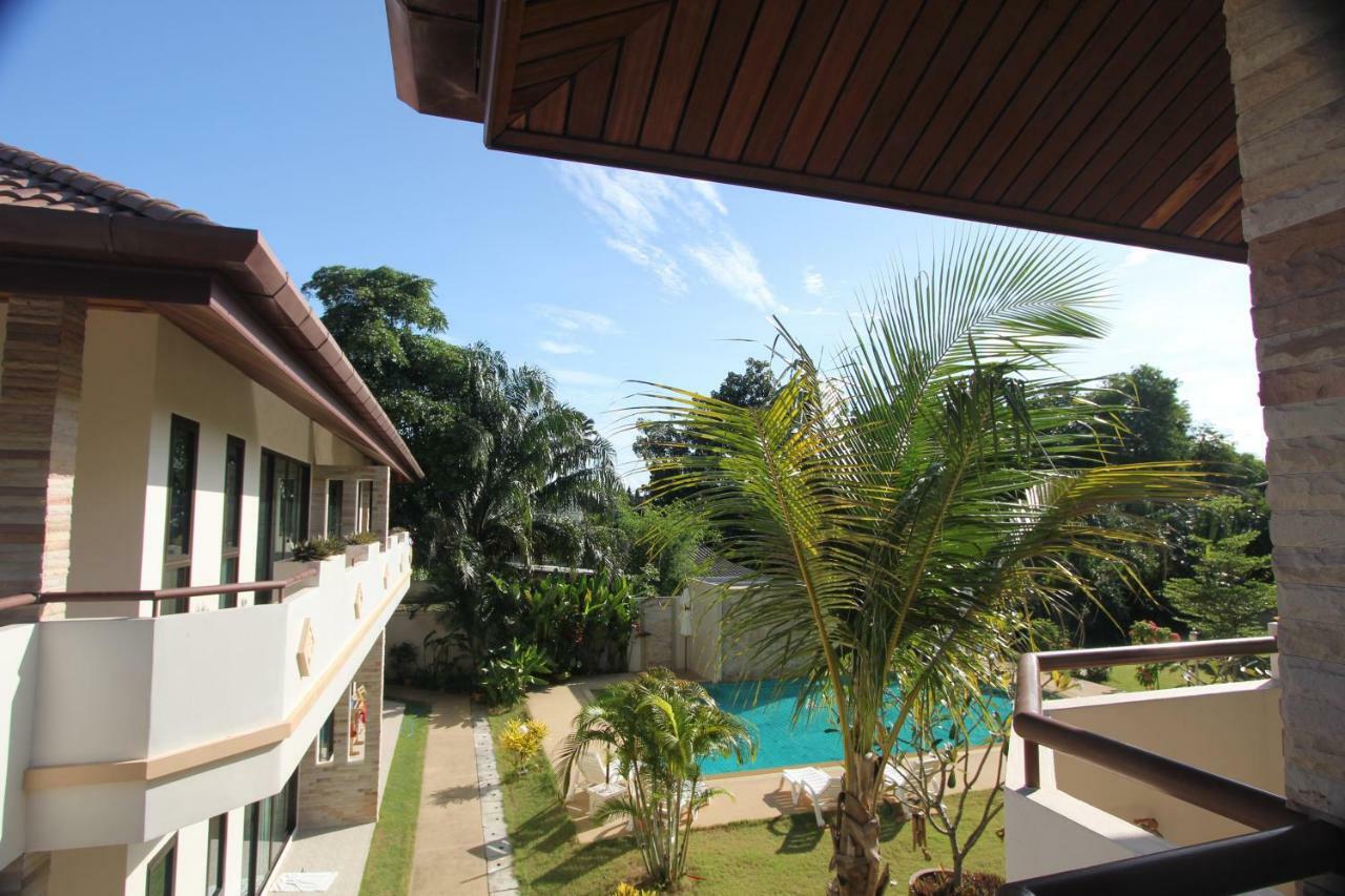 Babylon Pool Villas Nai Harn Eksteriør billede